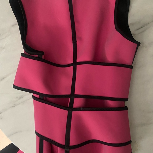 Waist Trainer - Picture 12 of 17